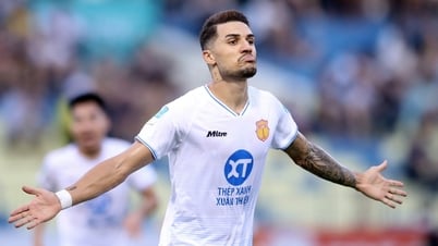 هانوي إف سي يتعاقد مع لاعب خط الوسط هندريو