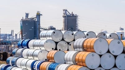 Gasoline price today May 13: Continue to climb