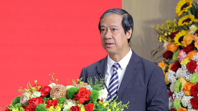 Application efficace de la pensée de Ho Chi Minh sur l'éducation dans le nouveau contexte