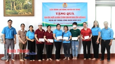 សមាជិក​សហជីព និង​កម្មករ​មាន​ជំងឺ​ធ្ងន់ធ្ងរ​ចំនួន ២៧​នាក់​បាន​ទទួល​ជំនួយ