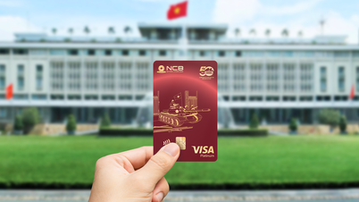 Thẻ tín dụng đầu tiên gắn liền với dấu mốc lịch sử của Việt Nam được phát hành trong thời gian kỷ lục