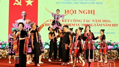 ចលនាមនុស្សគ្រប់ជ្រុងជ្រោយ