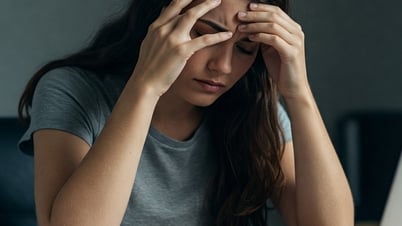 仕事中の頭痛を抑える5つのヒント