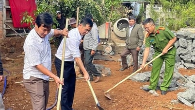 ទីប្រជុំជន Buon Ho ៖ ខិតខំ​លុបបំបាត់​ផ្ទះ​បណ្ដោះអាសន្ន និង​ដែល​ទ្រុឌទ្រោម​