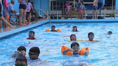 TP.HCM mở lớp học bơi miễn phí cho người dân