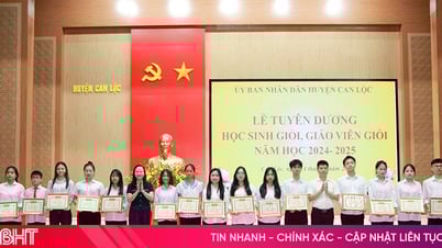 Can Loc ផ្តល់កិត្តិយសដល់សិស្សឆ្នើមចំនួន 445 នាក់ និងគ្រូបង្រៀនគំរូ