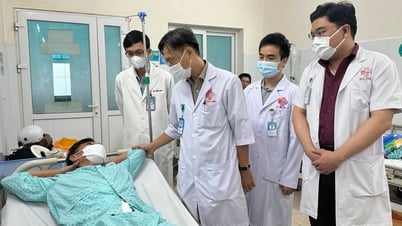 Une tumeur lipomateuse de 8 kg comprime et affaiblit la fonction rénale d'un homme de 47 ans