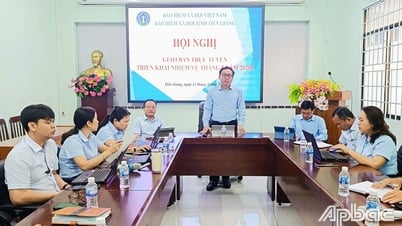 国民皆保険の実現を推進する月間に対応して発足式の準備が整いました