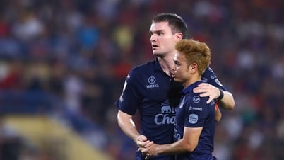 ฮานอย โปลิศ - บุรีรัมย์ ยูไนเต็ด (ครึ่งแรก) 2-1 : อลัน ยิงประตู