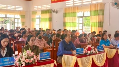 ការផ្សព្វផ្សាយស្តីពីការទប់ស្កាត់ការរៀបអាពាហ៍ពិពាហ៍របស់កុមារ និងការរៀបអាពាហ៍ពិពាហ៍ដោយបុព្វហេតុសម្រាប់ប្រជាជននៅក្នុងភូមិដែលជួបការលំបាកខ្លាំង