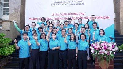 ក្នុងពេលដំណាលគ្នានឹងចាប់ផ្តើមខែនៃការប្រមូលផ្តុំ និងអនុវត្តការធានារ៉ាប់រងសង្គមជាសកលនៅឆ្នាំ 2025