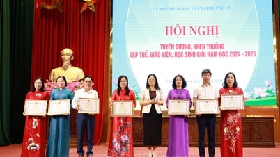 Thành phố Phủ Lý tuyên dương giáo viên, học sinh giỏi năm học 2024 - 2025