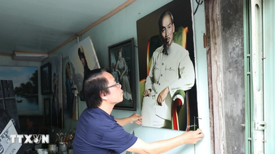 Katholischer Künstler malt mehr als 1.000 Bilder von Präsident Ho Chi Minh