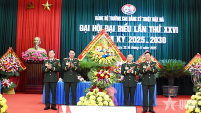 Trung tướng Thái Đại Ngọc dự Đại hội đại biểu Đảng bộ Trường Cao đẳng Kỹ thuật Mật mã