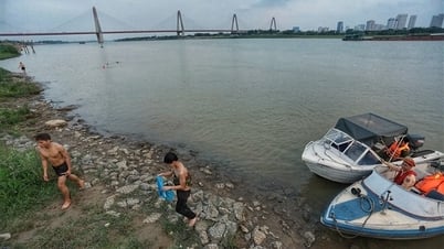 La police de l'eau patrouille pour prévenir les noyades pendant la saison chaude