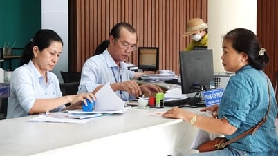 TP.HCM chuyển cán bộ cấp huyện, cấp xã thành công chức khi điều động, luân chuyển