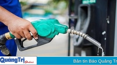 ارتفعت أسعار البنزين والنفط في وقت واحد اعتبارًا من الساعة الثالثة بعد الظهر. في 15 مايو