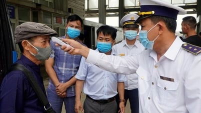Prevención de la COVID-19: Ha Tinh refuerza la vigilancia médica en los puestos fronterizos