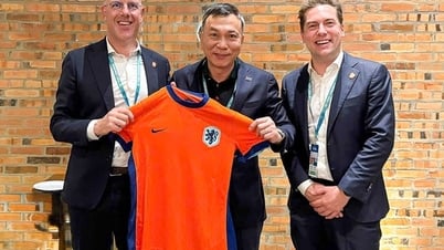 Una delegación de la Federación de Fútbol de Vietnam asiste al 75º Congreso de la FIFA