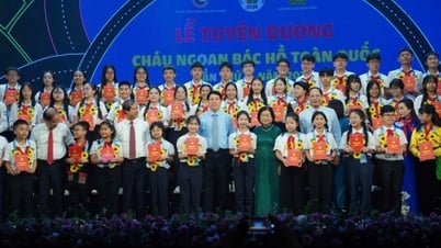 Quang Ninh children participate in the 10th National Uncle Ho's Good Children Award Ceremony in 2025