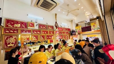 ធនាគាររដ្ឋរឹតបន្តឹងការគ្រប់គ្រងទីផ្សារមាសនៅទីក្រុងហូជីមិញ