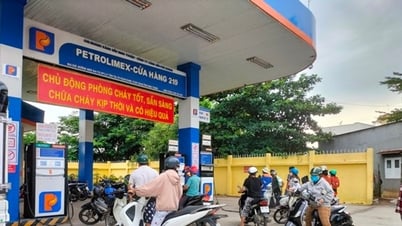 Giá xăng dầu hôm nay 15/5/2025: Dầu WTI và Brent giảm mạnh