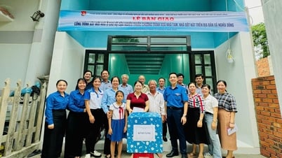 PTSC Quang Ngai Youth Union schenkt Liebe durch das Projekt „Red Scarf House“