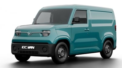 "Newbie" VinFast EC Van has just been launched and has caused a stir: Rolling price is less than 300 million VND