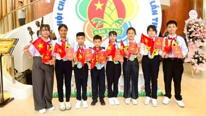 Lam Dong children's delegation participated in many activities at the National Uncle Ho's Good Children Congress