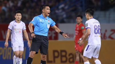 El árbitro tailandés de la FIFA dirigió el partido decisivo del SHB Da Nang