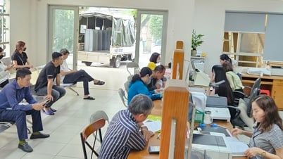 ហូជីមិញ៖ ពិនិត្យបុគ្គលិក មន្ត្រីរាជការ និងបុគ្គលិកសាធារណៈទាំងមូល ដើម្បីរៀបចំ និងចាត់ចែងការងារសមស្រប