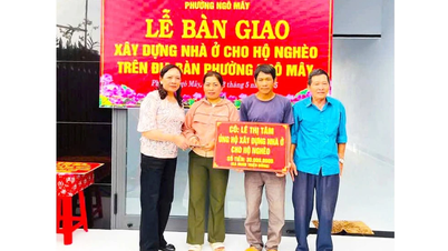 ការ​ប្រមូល​មូលធន​សង្គម​ដើម្បី​លុប​បំបាត់​លំនៅឋាន​បណ្ដោះអាសន្ន និង​ខូច​ខាត