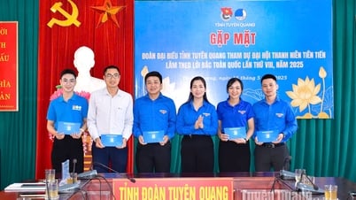 Tuyen Quang hat 5 Personen, die am Nationalen Kongress der fortgeschrittenen Jugend teilnehmen, die den Lehren von Onkel Ho folgen