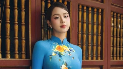 Miss Thanh Thuy shows off her figure at a series of iconic landmarks in Hanoi