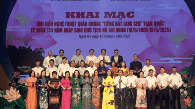 Hội diễn 'Tiếng hát Làng Sen' toàn quốc: Nơi nghệ thuật cất cánh từ lòng kính yêu Bác Hồ