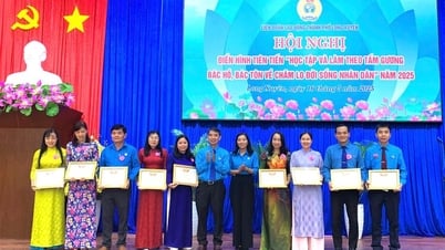 Liên đoàn Lao động TP. Long Xuyên biểu dương điển hình tiên tiến học tập và làm theo Bác
