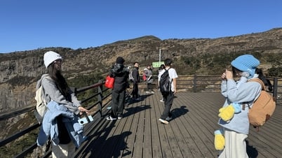 Touch the clouds, listen to the heart in the eternal spring city of Kunming