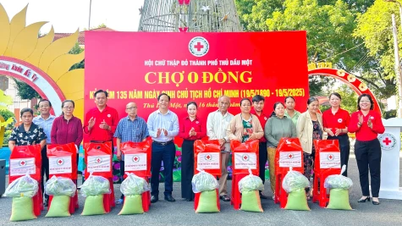 Phiên "Chợ 0 đồng" thiết thực hỗ trợ người dân khó khăn