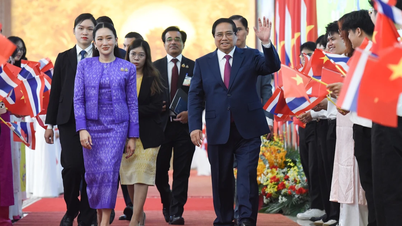 [ภาพ] นายกรัฐมนตรีเวียดนามและไทยร่วมเป็นสักขีพยานในพิธีลงนามความร่วมมือและแลกเปลี่ยนเอกสาร