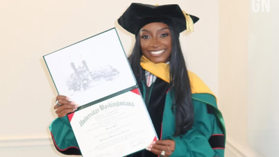 Simone Biles: Từ huy chương Olympic đến bằng tiến sĩ danh dự