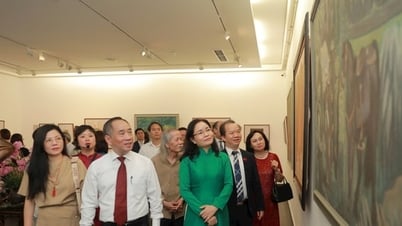 Exhibition "President Ho Chi Minh in visual arts"