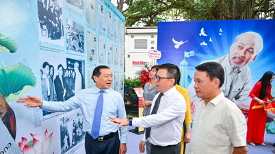 Báo Nhân Dân khai mạc triển lãm và ra mắt ấn phẩm đặc biệt kỷ niệm 135 năm Ngày sinh Chủ tịch Hồ Chí Minh