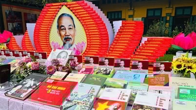 Exposition « Le Président Ho Chi Minh - Quintessence nationale, stature contemporaine »