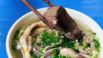5 không khi ăn tiết lợn luộc