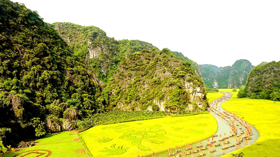 Promoting tourism through culture: From film studio to live stage