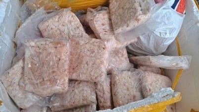 Thực phẩm “dỏm” len lỏi qua sàn thương mại điện tử, TPHCM đối phó thế nào?