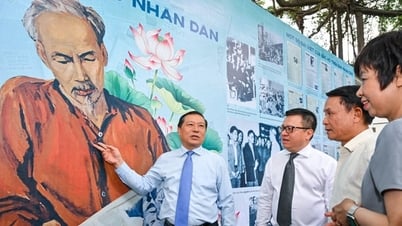 Experience the digital exhibition "Bright Names of People" at Nhan Dan Newspaper