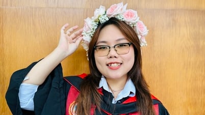 졸업생 대표, 여학생 석사장학금 및 월 1500만동 생활비 지원