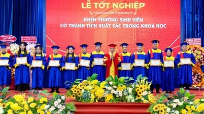 Remise des diplômes à 785 nouveaux masters, bacheliers, ingénieurs et vétérinaires