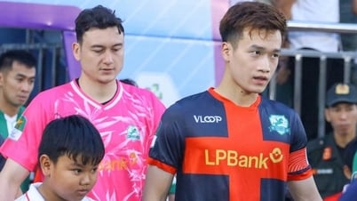 Cong Phuong est faible au Binh Phuoc Club, Hoang Duc est champion avec le Ninh Binh Club